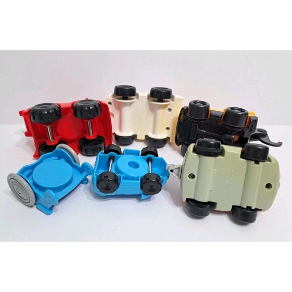 Fisher Price Little People Vehicle Lot of 6 Tow Truck Blue Car Red Car - Picture 9 of 14